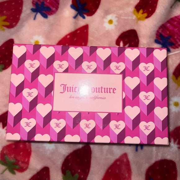 NWT Juicy Couture Flap Gothic Crossbody And Keychain Set - Picture 8 of 10